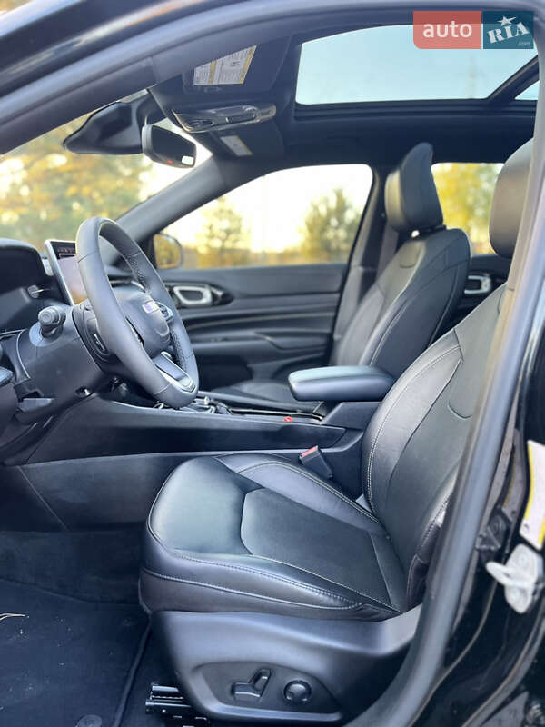 Внедорожник / Кроссовер Jeep Compass 2023 в Львове