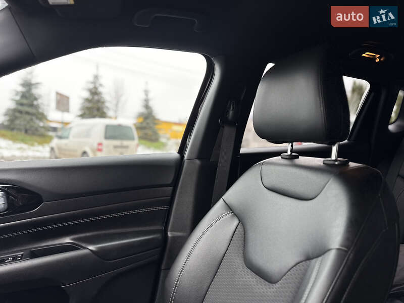 Внедорожник / Кроссовер Jeep Compass 2024 в Ровно фото 34 Внедорожник / Кроссовер Jeep Compass 2024 в Ровно