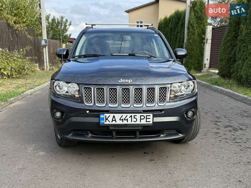 Внедорожник / Кроссовер Jeep Compass 2014 в Киеве