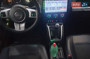 Внедорожник / Кроссовер Jeep Compass 2016 в Киеве