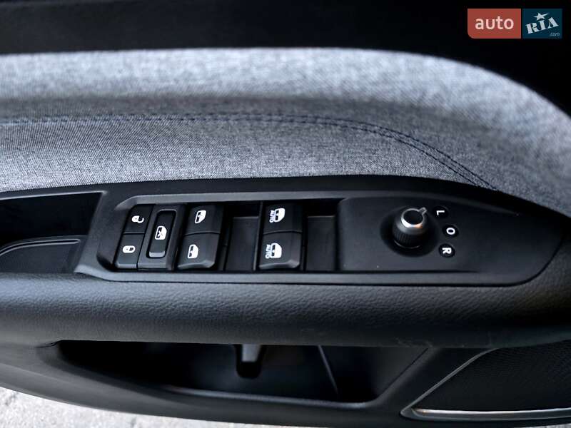 Внедорожник / Кроссовер Jeep Compass 2023 в Полтаве