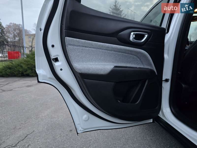 Внедорожник / Кроссовер Jeep Compass 2023 в Полтаве