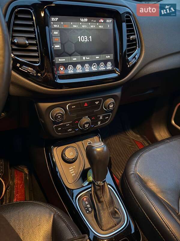 Позашляховик / Кросовер Jeep Compass 2017 в Запоріжжі фото 5 Позашляховик / Кросовер Jeep Compass 2017 в Запоріжжі