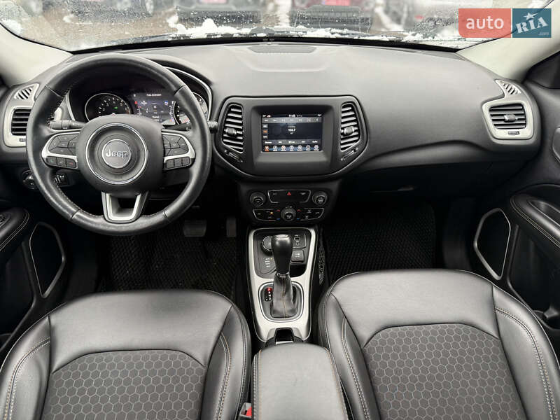 Внедорожник / Кроссовер Jeep Compass 2019 в Ровно