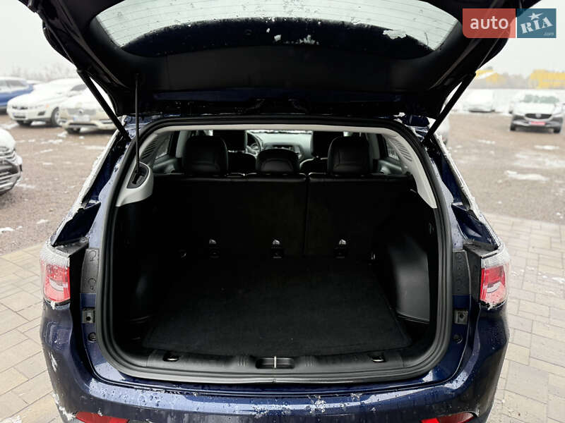 Внедорожник / Кроссовер Jeep Compass 2019 в Ровно