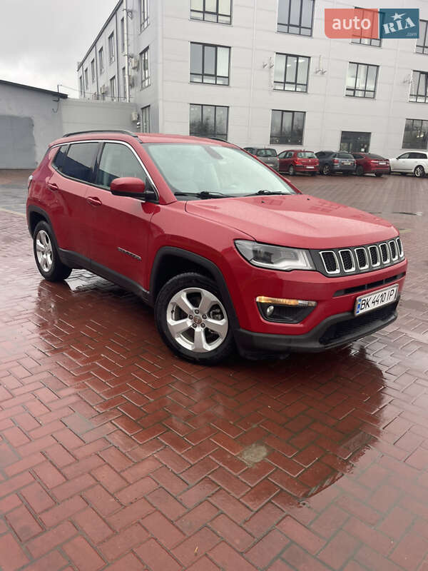 Позашляховик / Кросовер Jeep Compass 2021 в Рівному