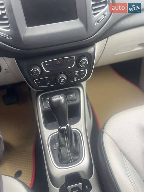 Позашляховик / Кросовер Jeep Compass 2021 в Рівному