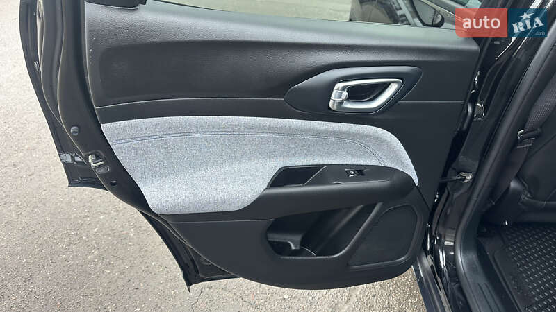 Внедорожник / Кроссовер Jeep Compass 2024 в Дубно