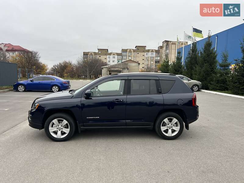 Внедорожник / Кроссовер Jeep Compass 2015 в Богуславе