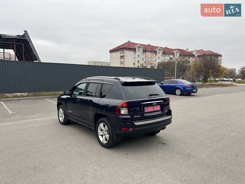 Внедорожник / Кроссовер Jeep Compass 2015 в Богуславе