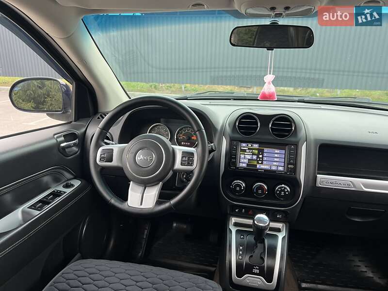 Внедорожник / Кроссовер Jeep Compass 2015 в Богуславе