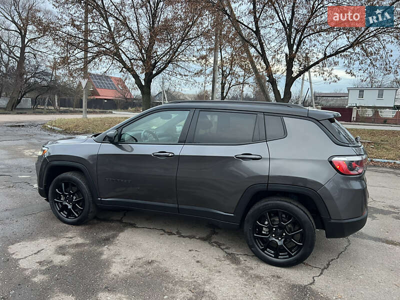 Позашляховик / Кросовер Jeep Compass 2022 в Чернігові