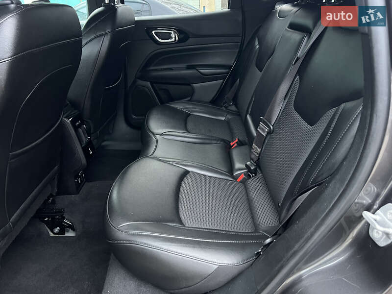 Позашляховик / Кросовер Jeep Compass 2022 в Чернігові