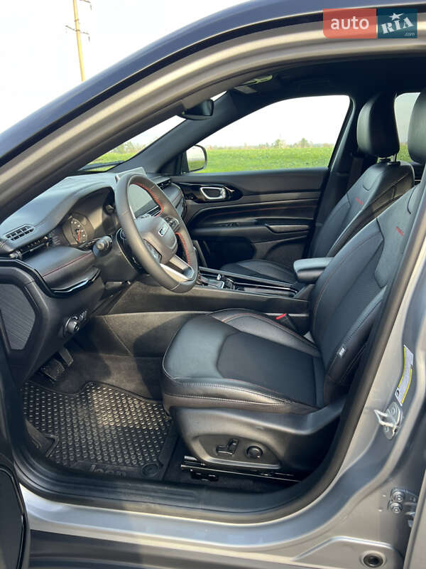 Внедорожник / Кроссовер Jeep Compass 2023 в Киеве