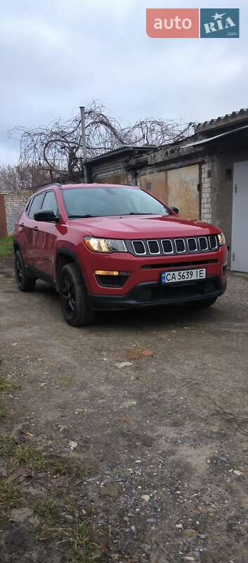 Внедорожник / Кроссовер Jeep Compass 2017 в Черкассах