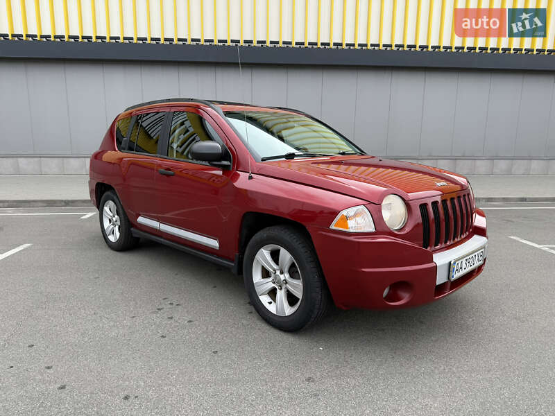 Позашляховик / Кросовер Jeep Compass 2007 в Києві
