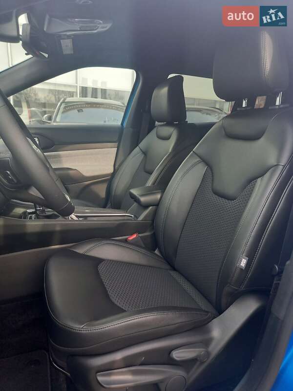 Внедорожник / Кроссовер Jeep Compass 2025 в Полтаве