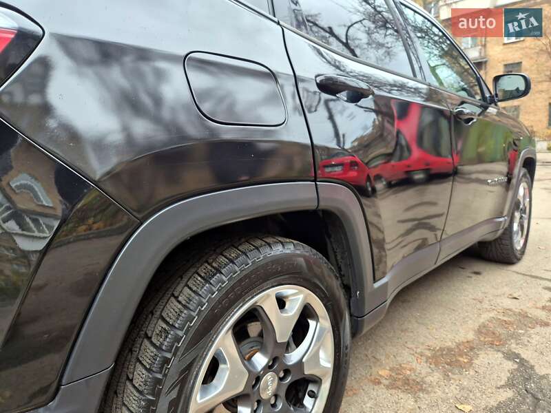 Внедорожник / Кроссовер Jeep Compass 2018 в Киеве фото 12 Внедорожник / Кроссовер Jeep Compass 2018 в Киеве