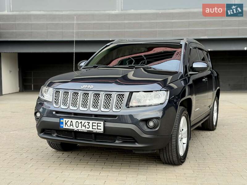 Внедорожник / Кроссовер Jeep Compass 2014 в Киеве