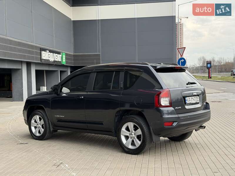 Внедорожник / Кроссовер Jeep Compass 2014 в Киеве