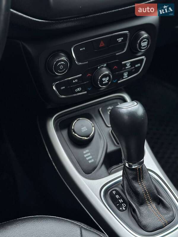 Внедорожник / Кроссовер Jeep Compass 2019 в Днепре