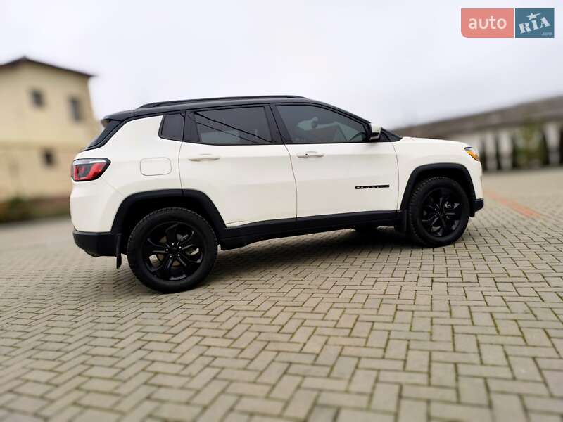 Позашляховик / Кросовер Jeep Compass 2018 в Золочеві