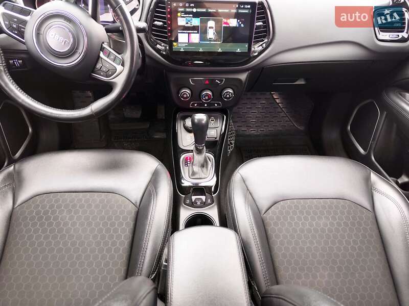 Позашляховик / Кросовер Jeep Compass 2018 в Золочеві