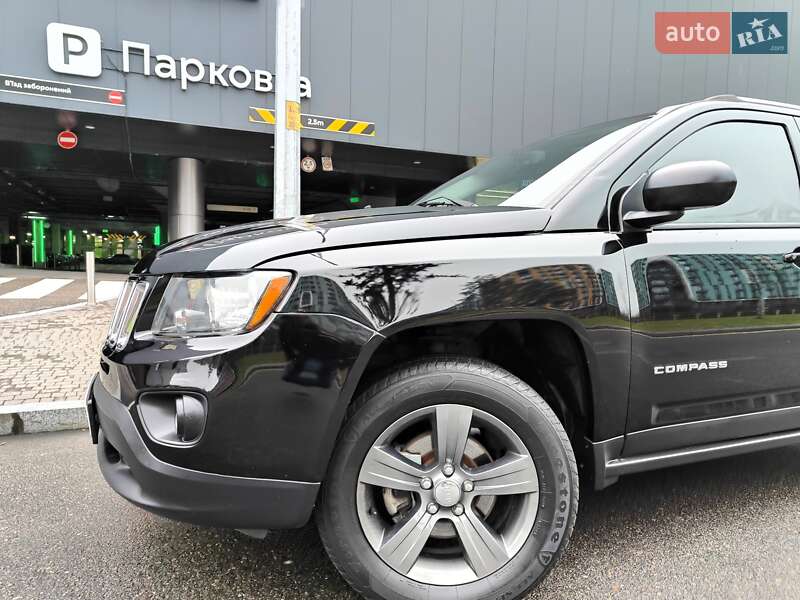 Позашляховик / Кросовер Jeep Compass 2014 в Києві
