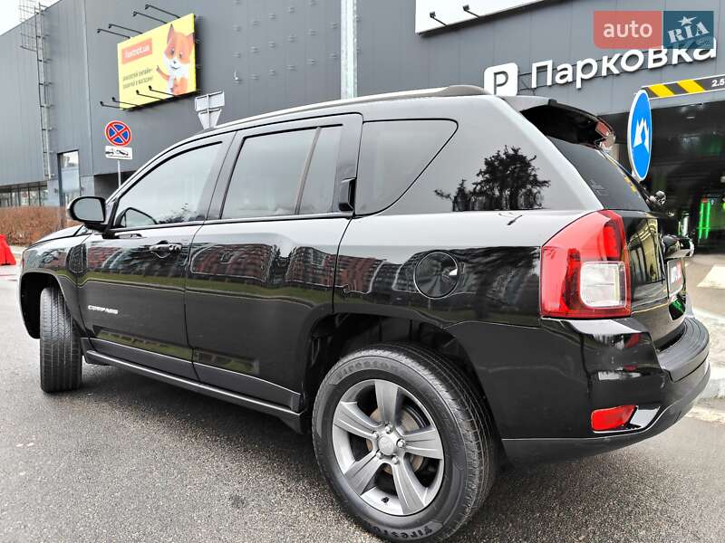 Позашляховик / Кросовер Jeep Compass 2014 в Києві