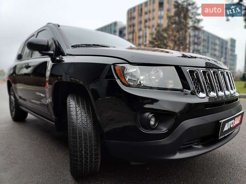 Позашляховик / Кросовер Jeep Compass 2014 в Києві