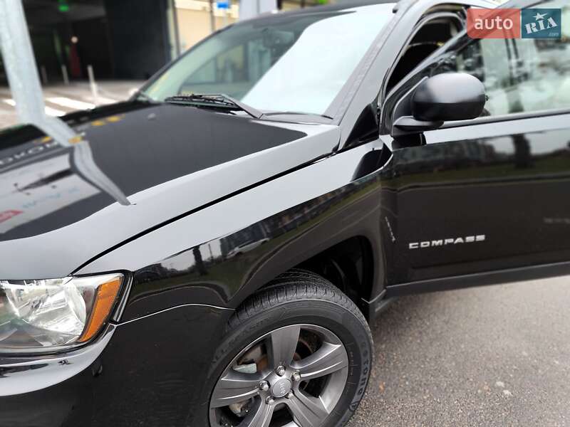 Позашляховик / Кросовер Jeep Compass 2014 в Києві
