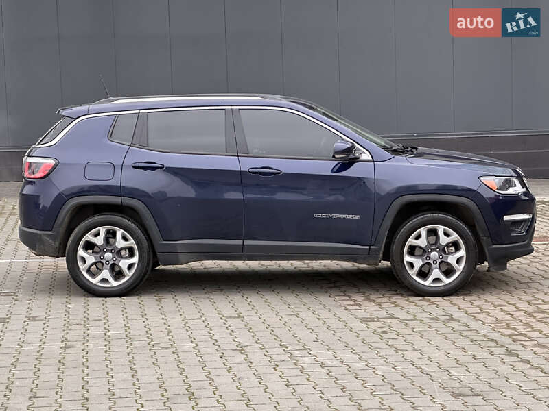 Внедорожник / Кроссовер Jeep Compass 2020 в Киеве