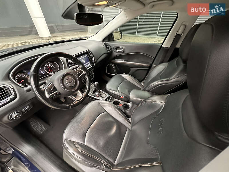 Внедорожник / Кроссовер Jeep Compass 2020 в Киеве