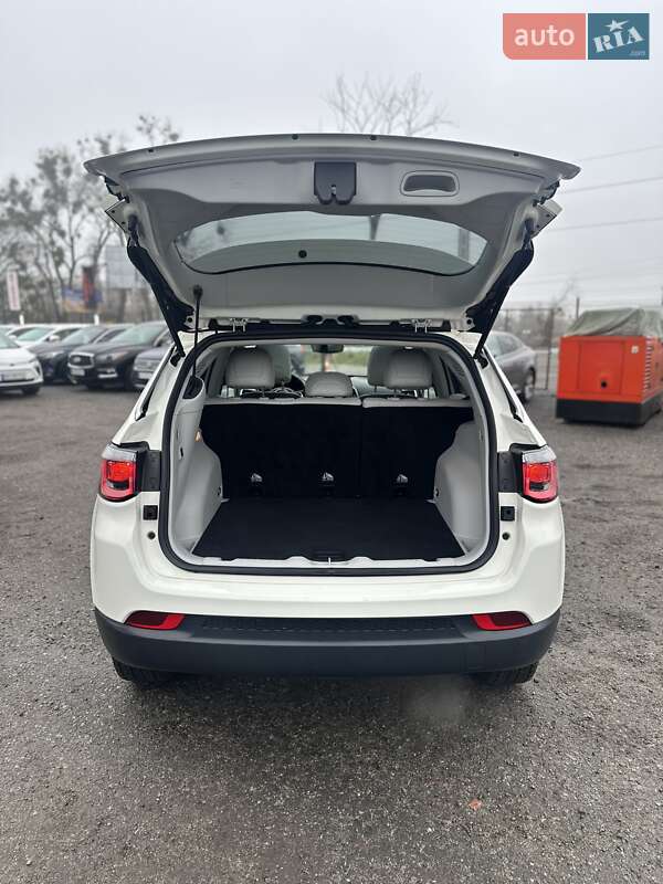 Позашляховик / Кросовер Jeep Compass 2017 в Білогородці фото 15 Позашляховик / Кросовер Jeep Compass 2017 в Білогородці