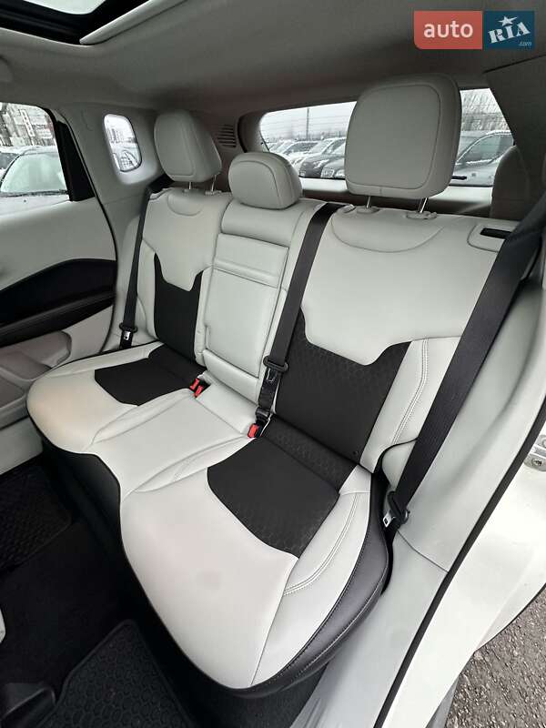 Позашляховик / Кросовер Jeep Compass 2017 в Білогородці фото 21 Позашляховик / Кросовер Jeep Compass 2017 в Білогородці
