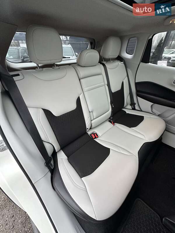 Позашляховик / Кросовер Jeep Compass 2017 в Білогородці фото 22 Позашляховик / Кросовер Jeep Compass 2017 в Білогородці