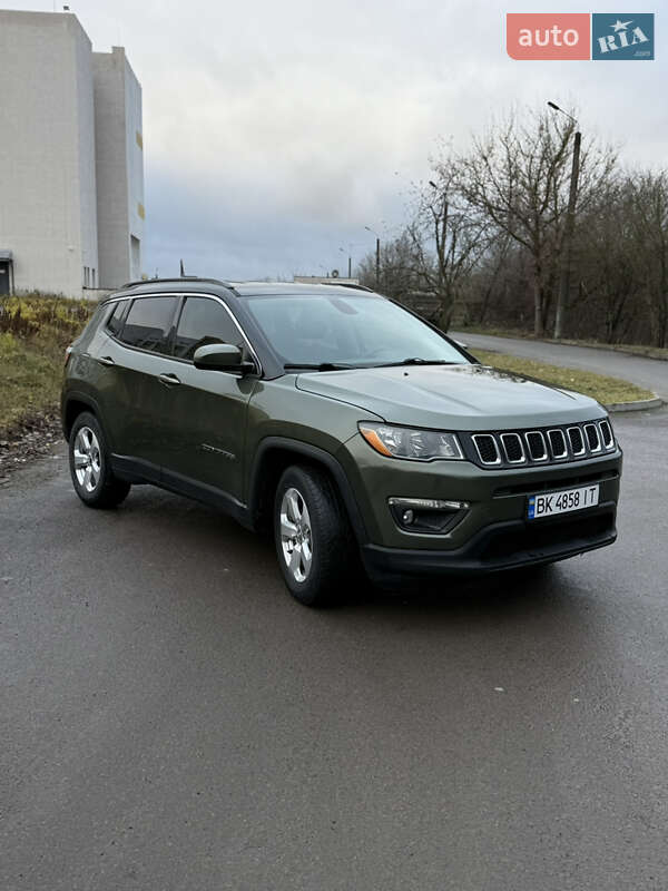 Внедорожник / Кроссовер Jeep Compass 2019 в Ровно