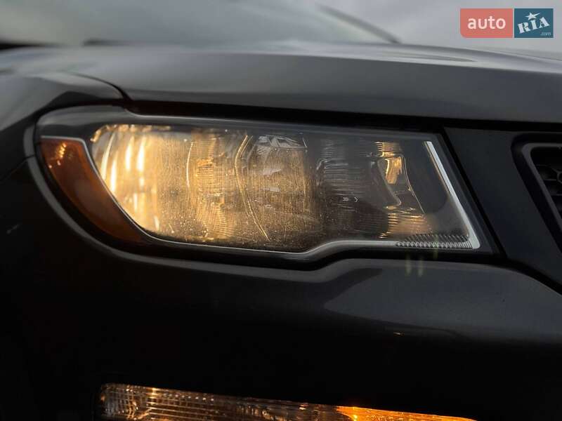 Внедорожник / Кроссовер Jeep Compass 2020 в Ровно