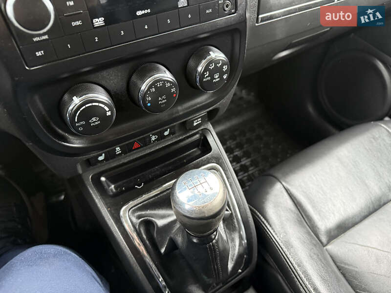 Позашляховик / Кросовер Jeep Compass 2011 в Дубні фото 6 Позашляховик / Кросовер Jeep Compass 2011 в Дубні