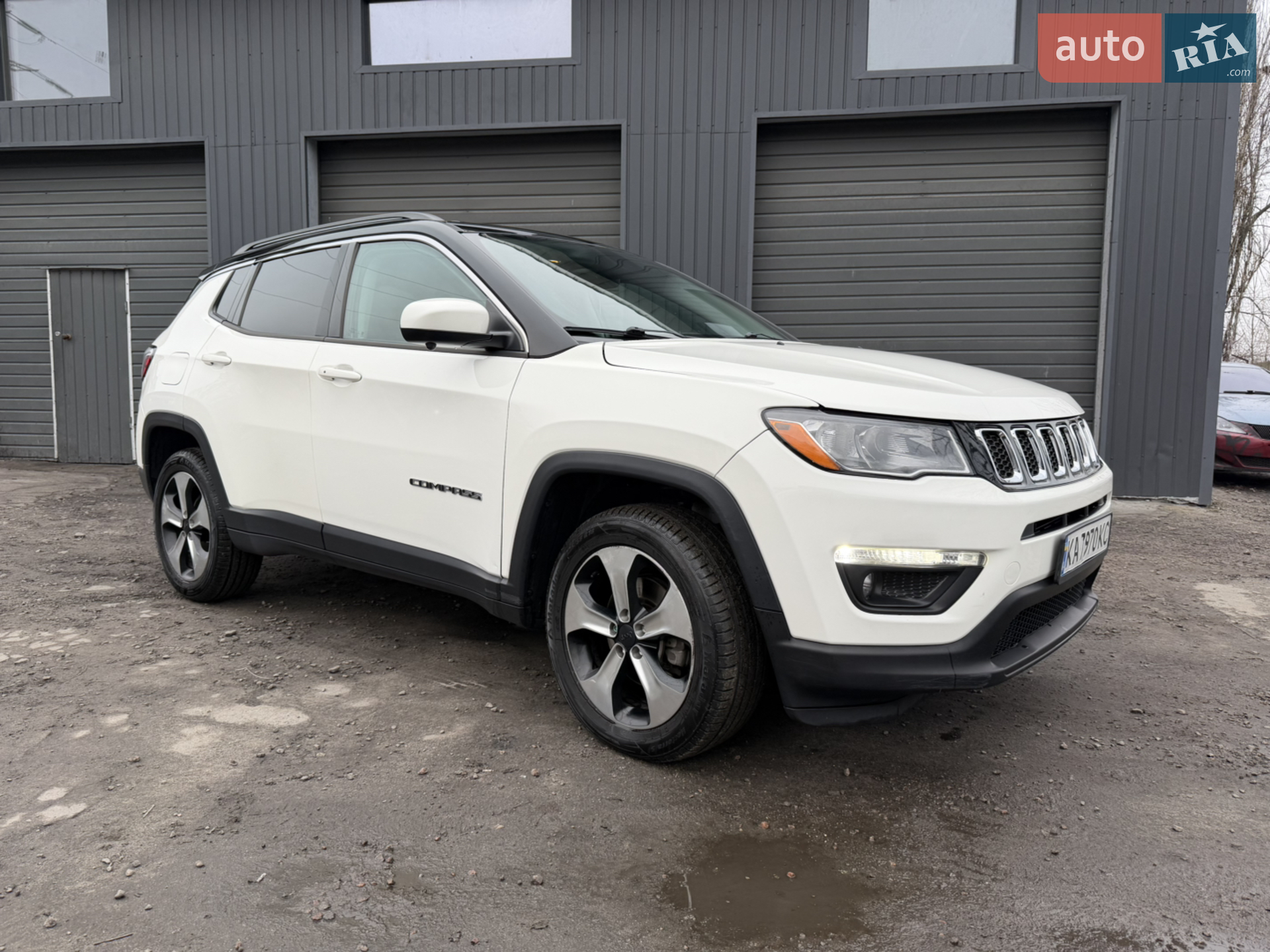 2017 Jeep Compass - мініатюра 2