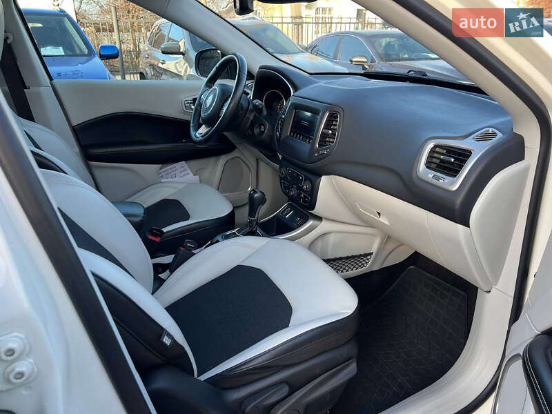 Позашляховик / Кросовер Jeep Compass 2018 в Полтаві фото 15 Позашляховик / Кросовер Jeep Compass 2018 в Полтаві