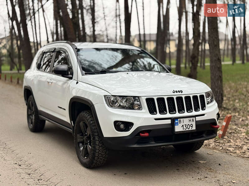 Внедорожник / Кроссовер Jeep Compass 2015 в Киеве фото 6 Внедорожник / Кроссовер Jeep Compass 2015 в Киеве