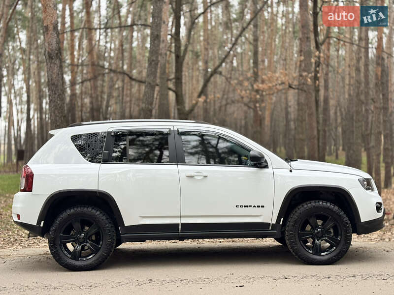 Внедорожник / Кроссовер Jeep Compass 2015 в Киеве фото 7 Внедорожник / Кроссовер Jeep Compass 2015 в Киеве