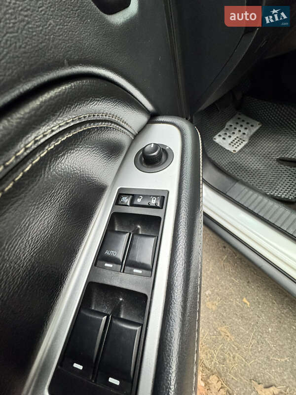 Внедорожник / Кроссовер Jeep Compass 2015 в Киеве фото 20 Внедорожник / Кроссовер Jeep Compass 2015 в Киеве