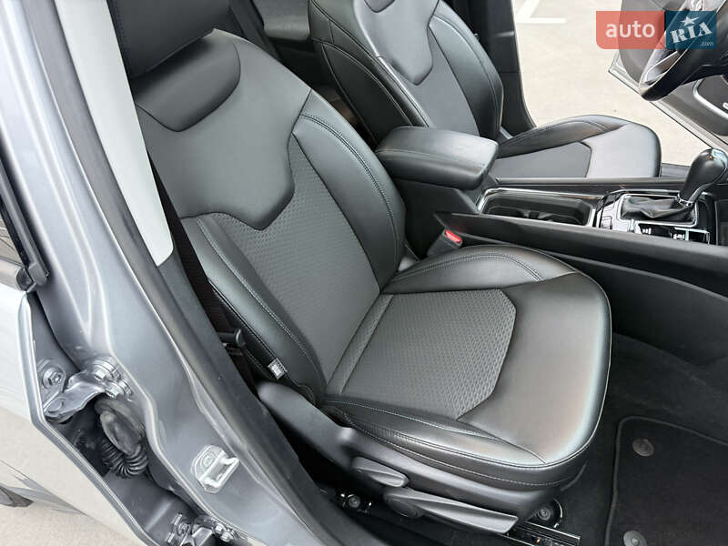 Внедорожник / Кроссовер Jeep Compass 2021 в Киеве