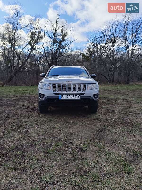 Внедорожник / Кроссовер Jeep Compass 2016 в Диканьке