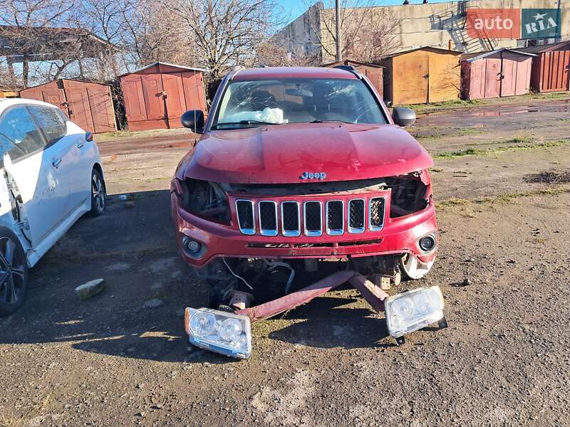 Внедорожник / Кроссовер Jeep Compass 2012 в Ровно