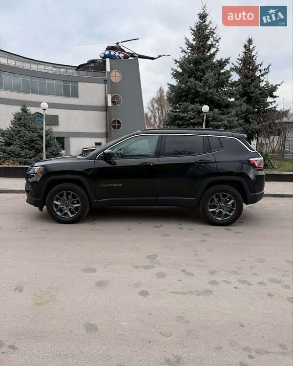 Позашляховик / Кросовер Jeep Compass 2022 в Львові