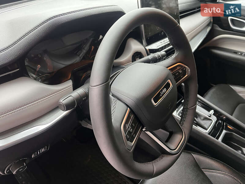 Внедорожник / Кроссовер Jeep Compass 2024 в Киеве