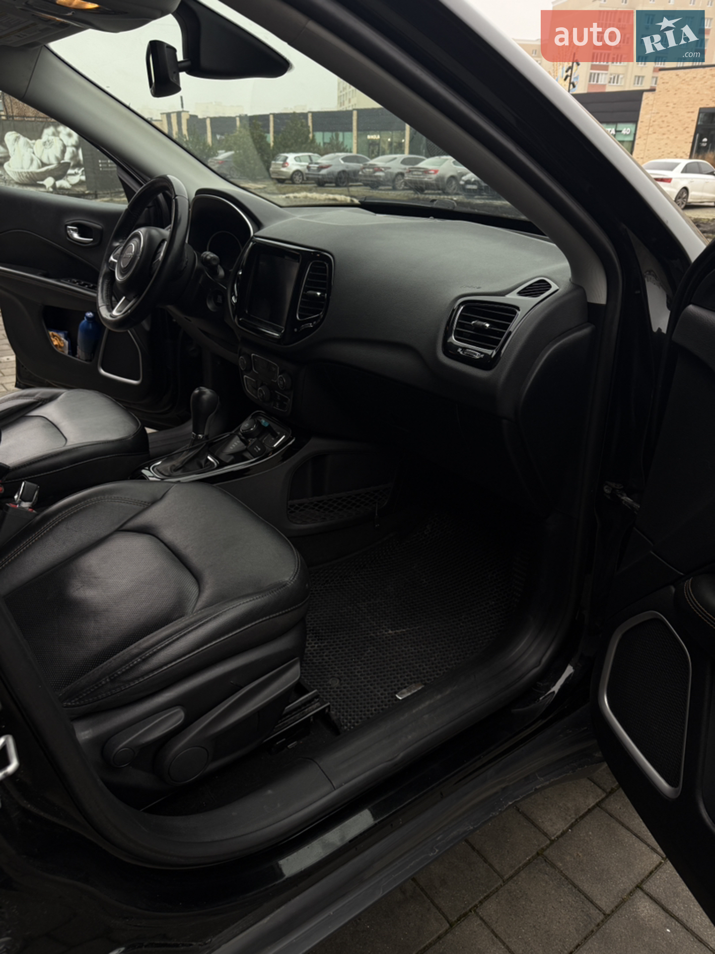 2018 Jeep Compass - мініатюра 16